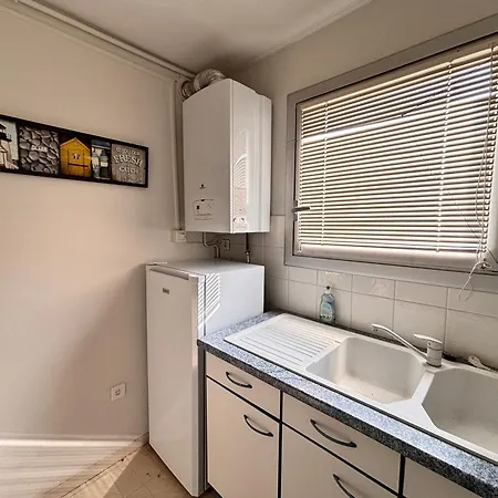 Appartement Les Sables-d'olonne, 2 Pièces, 4 Personnes - Fr-1-197-534