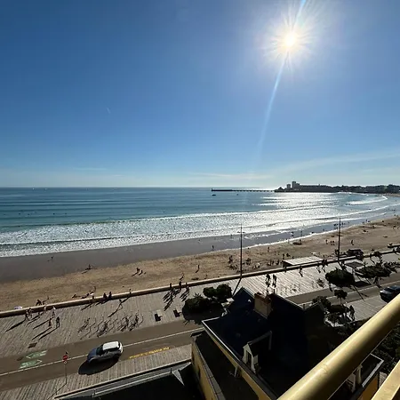 T2 Face A La Plage, 4 Couchages, Avec Balcon - - Fr-1-197-534